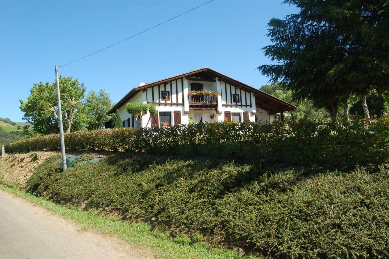Saint-Jean-le-Vieux  Chambres D'Hotes Esponde Marie-Jeanne المظهر الخارجي الصورة
